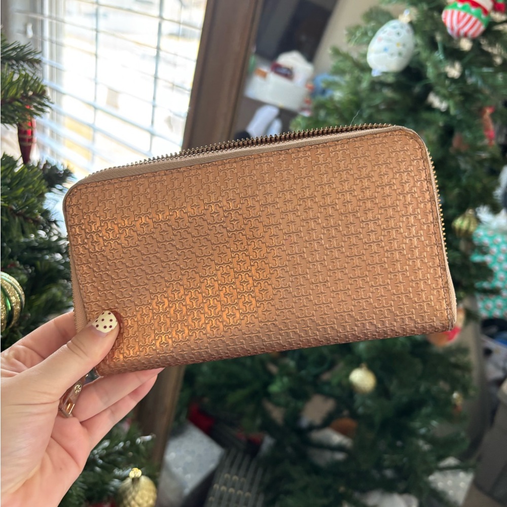 Tory Burch Metallic Gold Textured Clutch